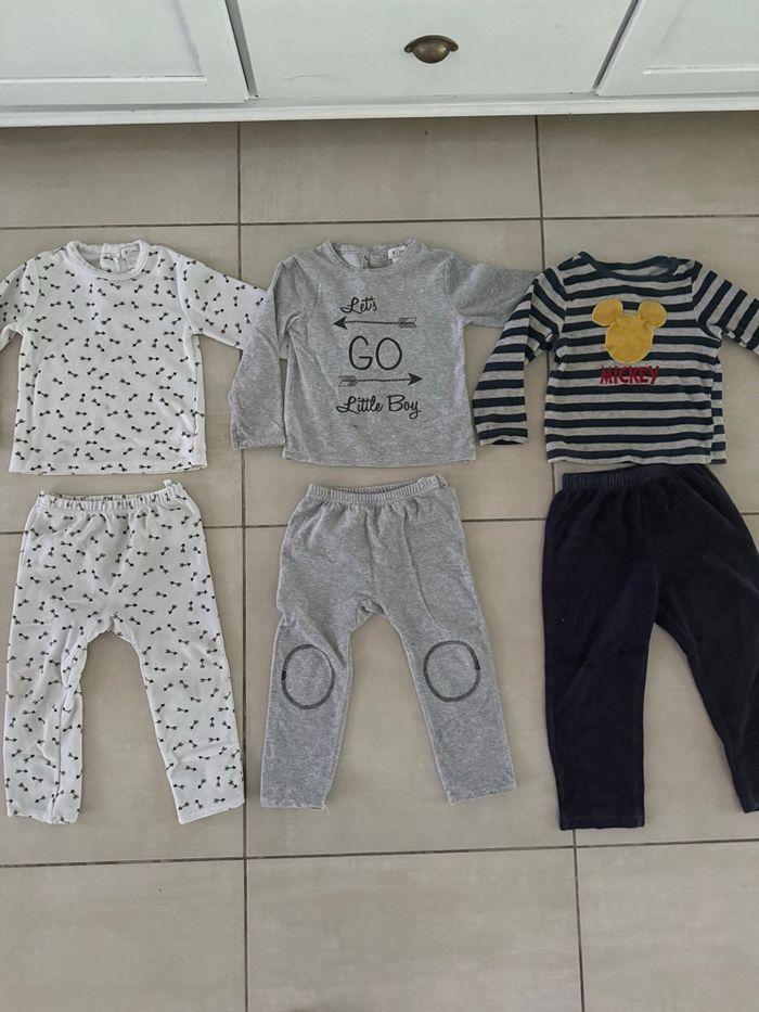 Lot de 3 pyjamas velours taille 3 ans la redoute et Mickey - photo numéro 1