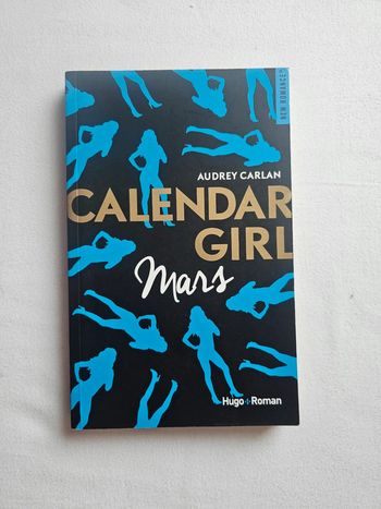 Livre calendar girl mars
