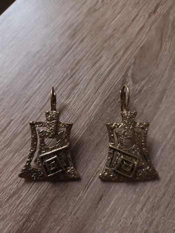 Boucle d'oreille doré