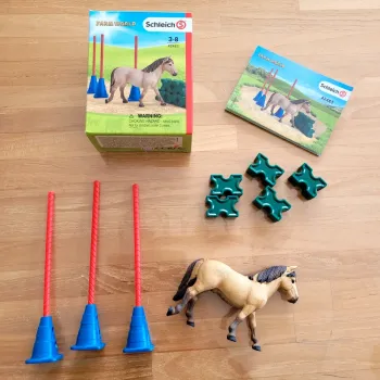 Schleich 42483 Farm World