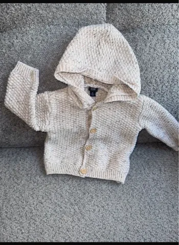 Gilet cardigan grosse maille laine beige à capuche Kiabi