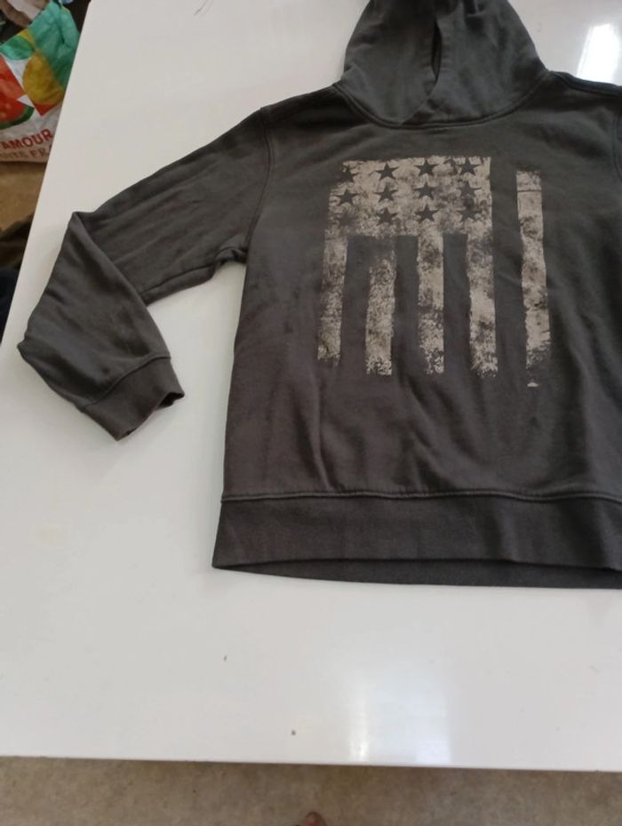 Sweat a capuche Kiabi taille 12 ans - photo numéro 3