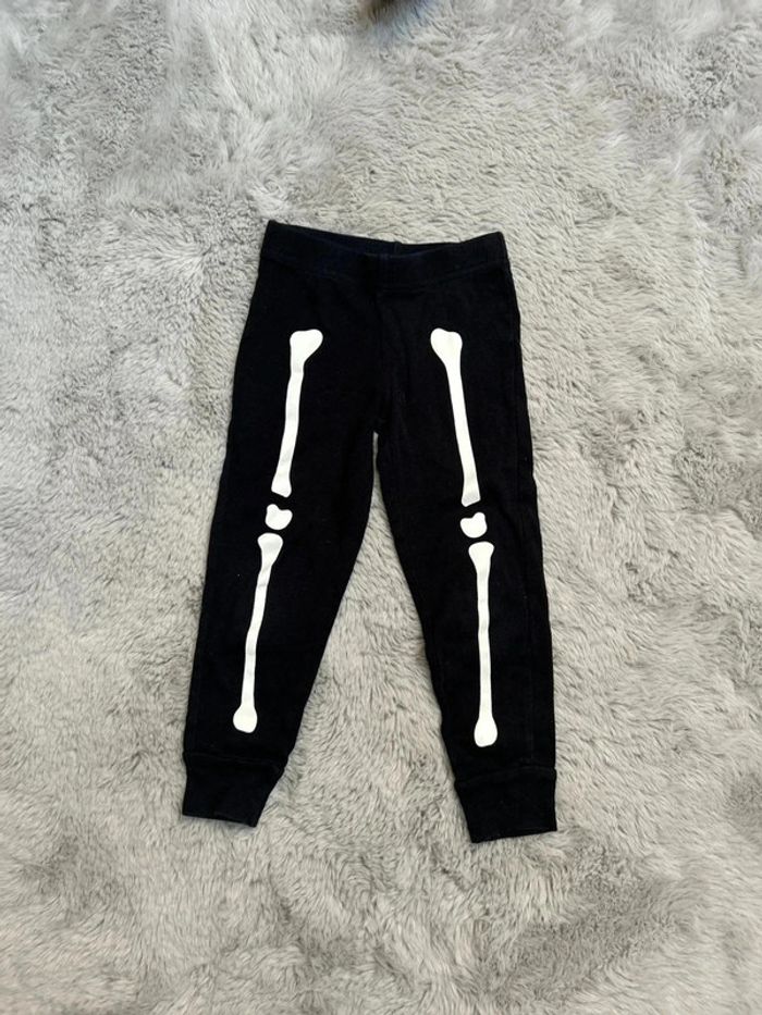 Pantalon noir squelette 4 ans