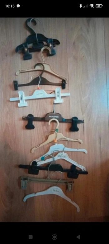 Cintres bébé/ enfant 