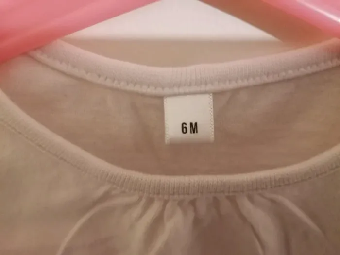 Lot tee-shirt fille été 6 mois - photo numéro 4