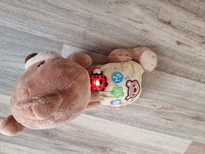Jouet peluche qui fait du 4 pattes - photo numéro 3