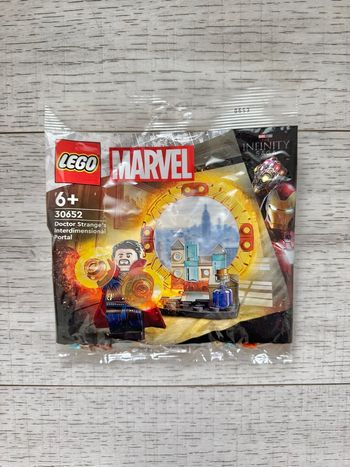 Lego Polybag Super Heroes : Le Portail Interdimensionnel de Docteur Strange (Réf. : 30652) - NEUF