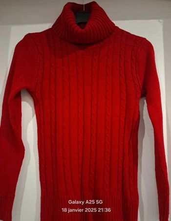 Pull col roulé