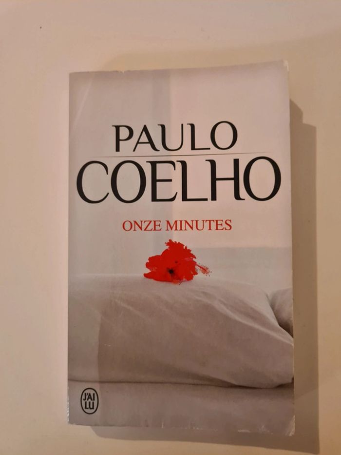 Livre Paulo Coelho onze minutes
