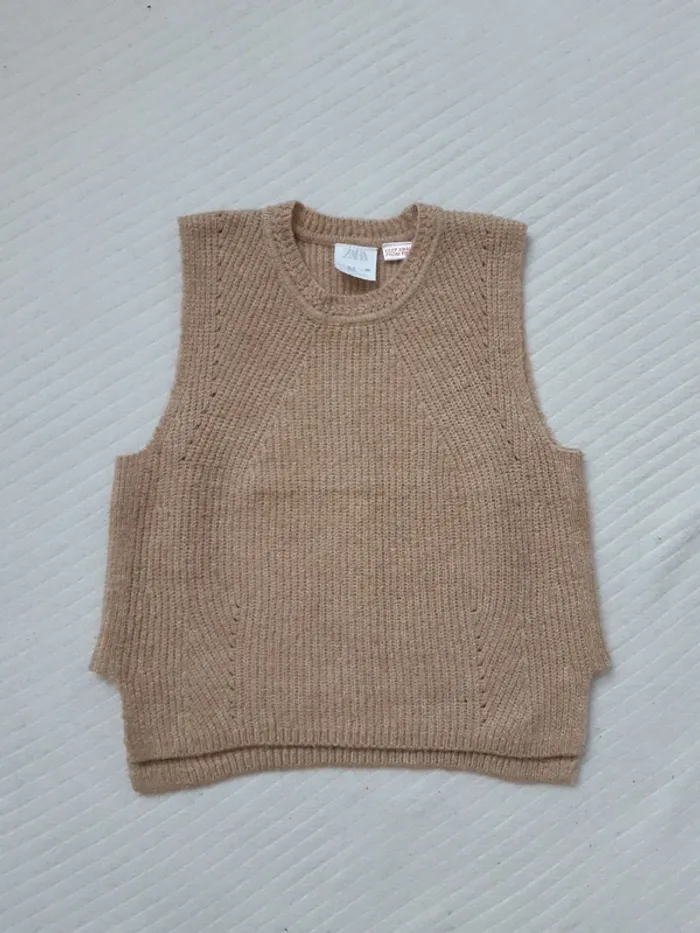 Pull sans manche Zara 98 cm - photo numéro 2