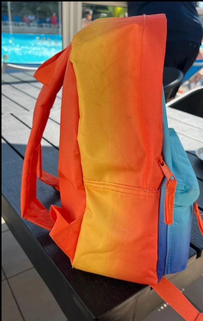 Très beau cartable école maternelle sac piscine Disney stitch - photo numéro 3