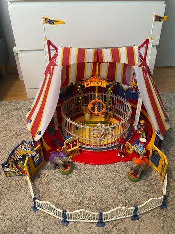 Playmobil cirque + cage aux lions 4230 + 4233
