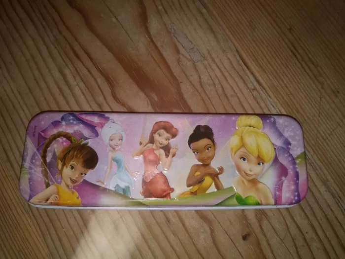 Lot Boîte+ Trousse Métal Disney - photo numéro 4