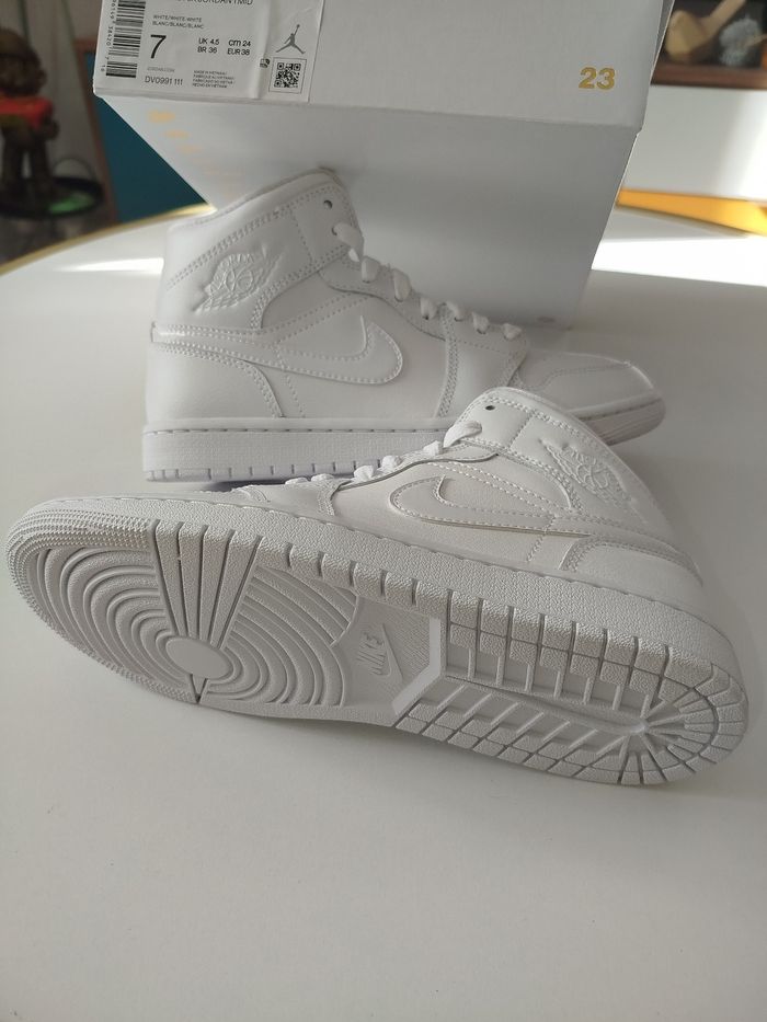 Air Jordan wmns pointure 38 - photo numéro 9
