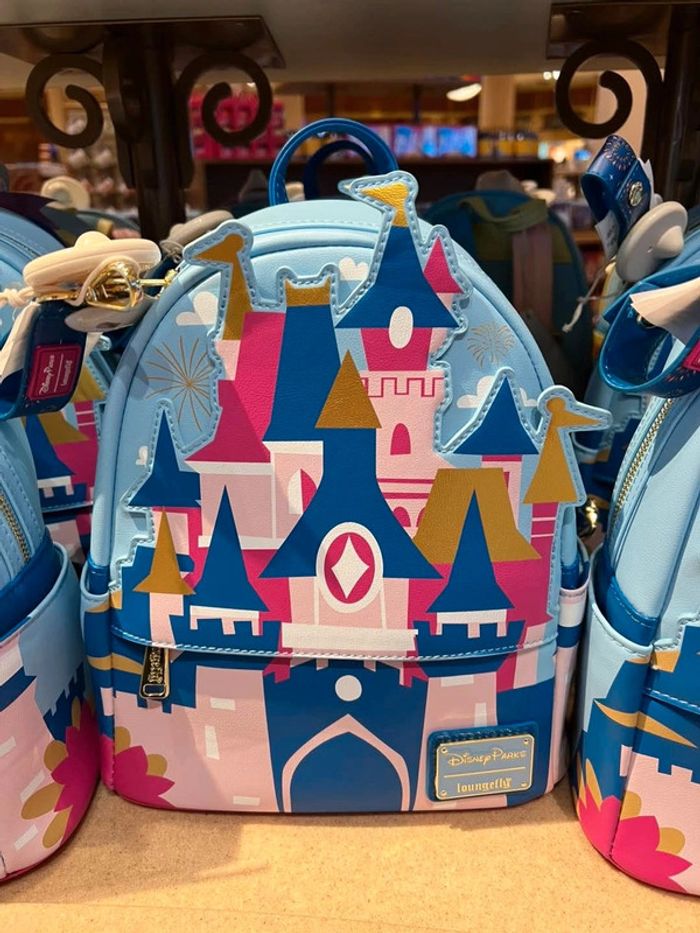 Pick-up sac Loungefly Château Disney