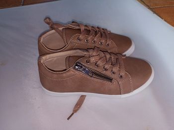 Basket rose bronze taille 31