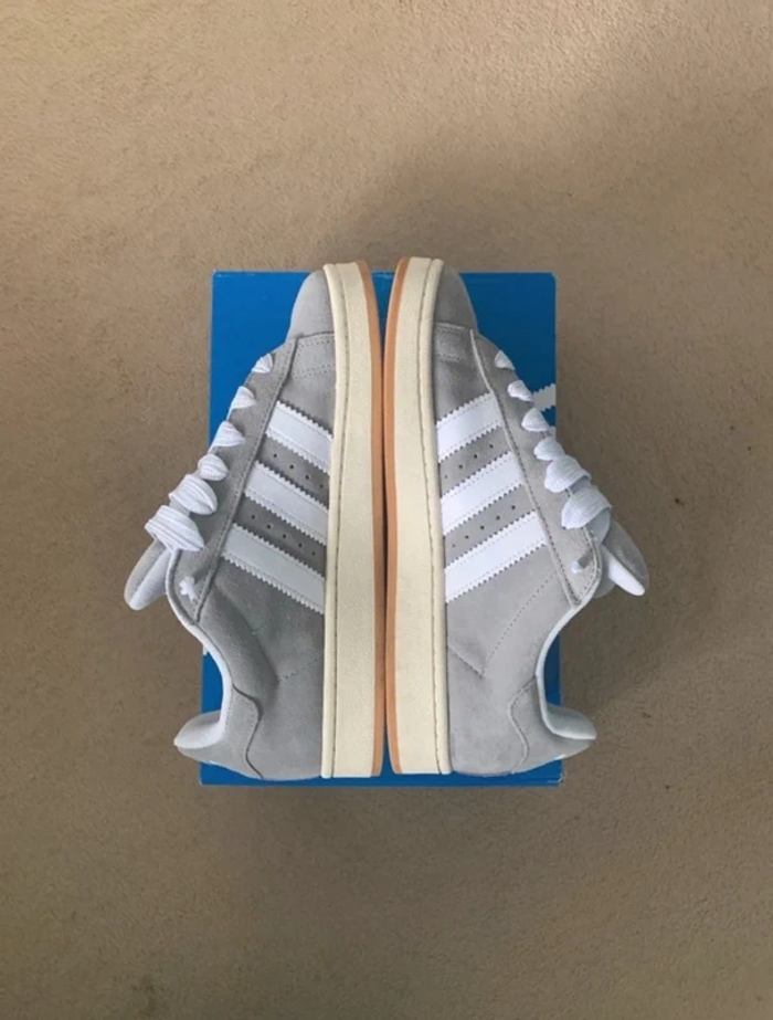 Adidas CAMPUS 00s taille 40 - photo numéro 4