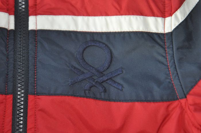 Veste Benetton réversible 6-7 ans - photo numéro 2