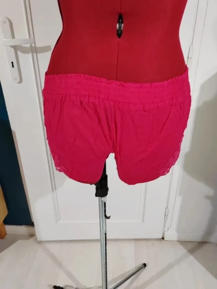 short d'interieur - photo numéro 3