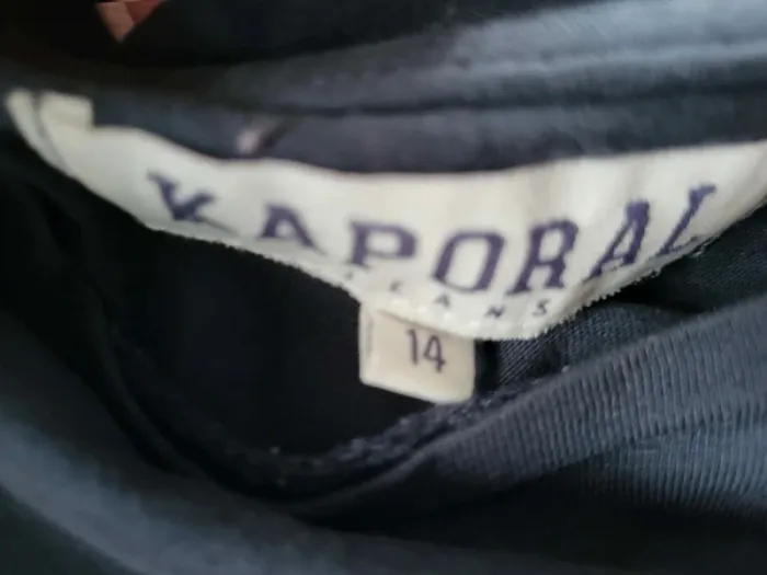 T-Shirt bleu  marine  garçon 14 ans  très  bon  état - photo numéro 4