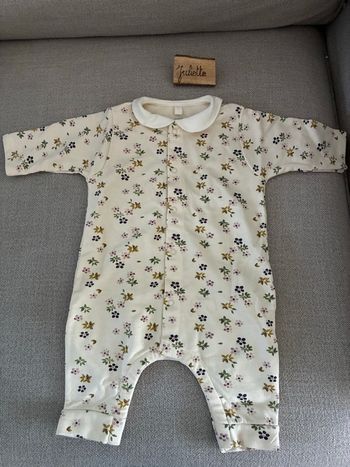 Combishort Petit Bateau écru à fleurs 3 mois – neuf sans étiquette