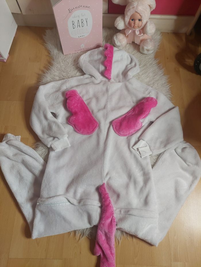 Combinaison pyjama capuche "licorne" fille ado chaud 10 ans (140cm) BE 🦄 - photo numéro 2