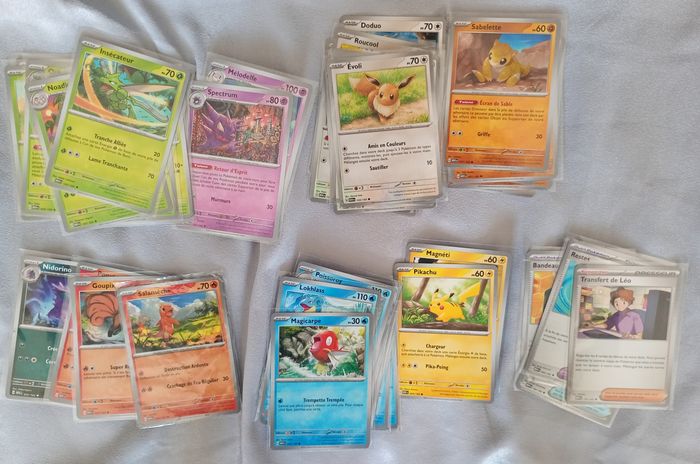 Lot 80 cartes Pokémon 151 EV3.5 18Rev./8Holos/1Cosmos/53Co sans Double 🇫🇷 - photo numéro 5