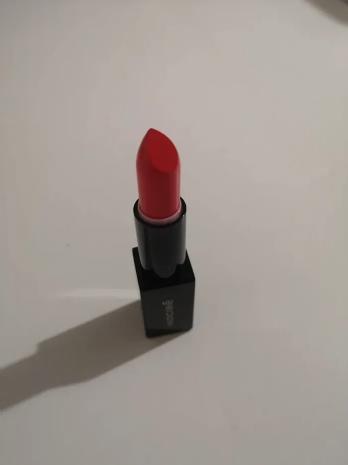 Rouge à lèvres satiné vibrant satin Nocibé - photo numéro 4