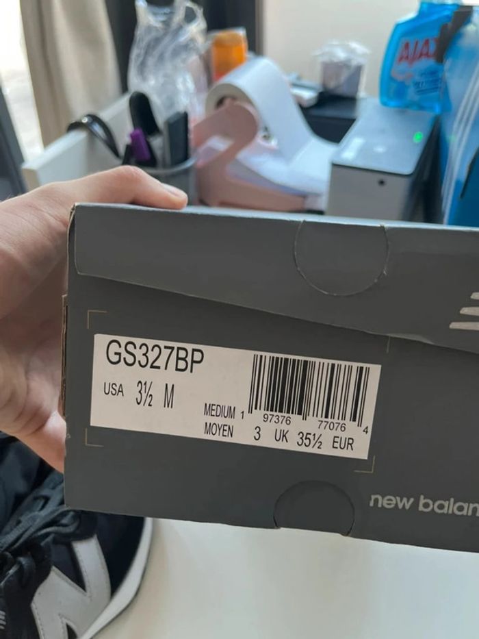 New Balance 327 Black White 35,5 - photo numéro 6