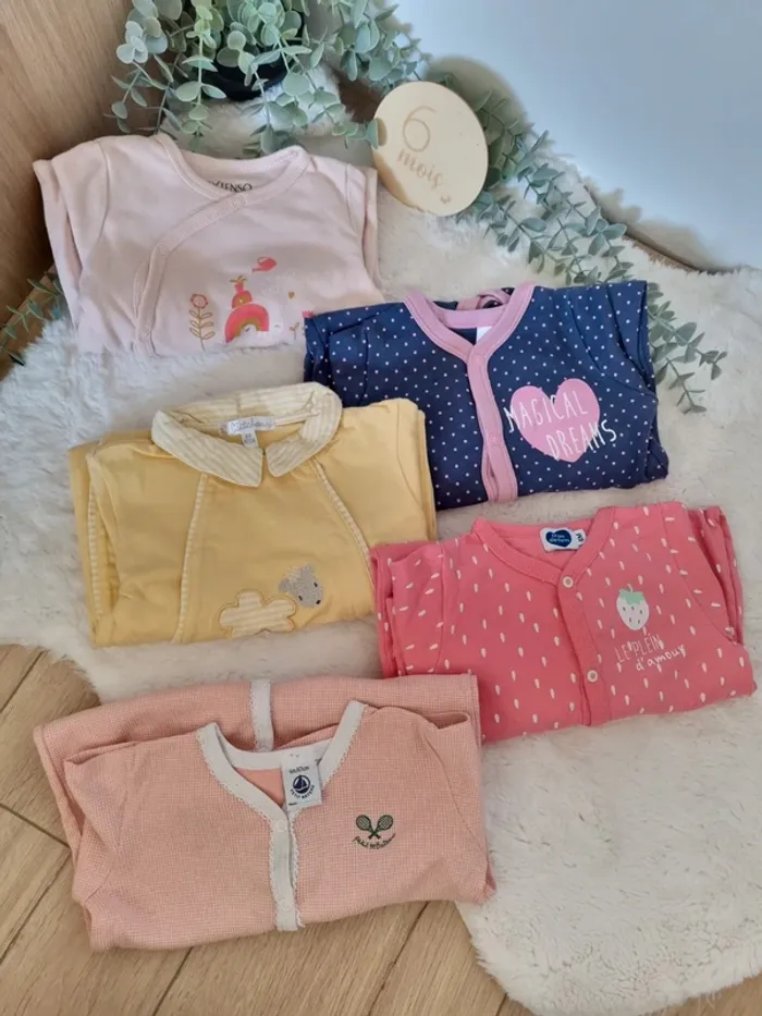 Lot de 5 pyjamas fins 6M