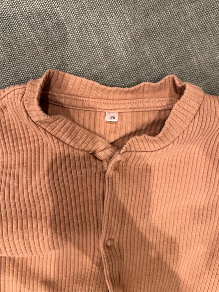 Lot de 2 pyjama beige et marron 86 cm 18 mois - photo numéro 9