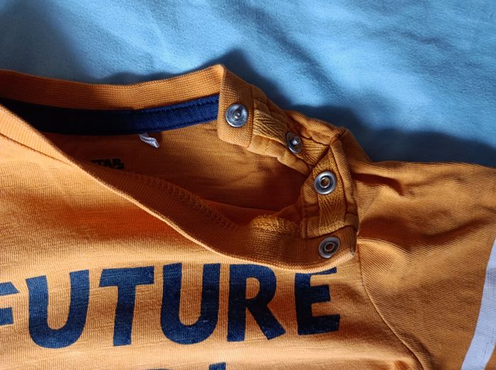 T+shirt Star Wars taille 12 mois - photo numéro 4