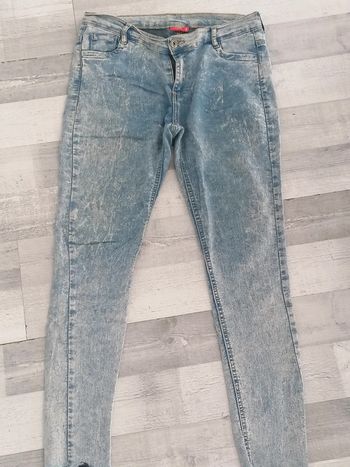 Jeans T 16 ans = S 👖