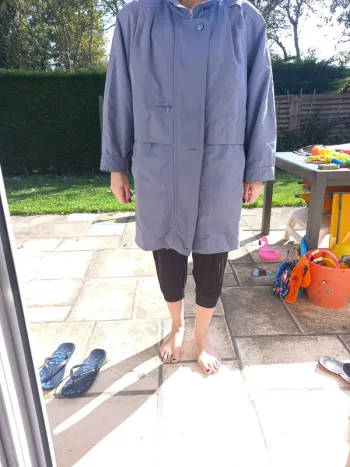 Veste imperméable t.46-48 gris bleu
