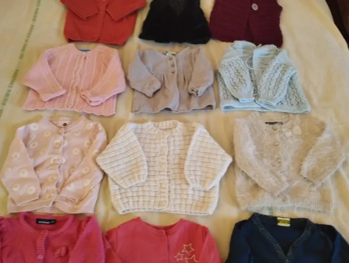 Lot gilet 6 mois fille - photo numéro 4