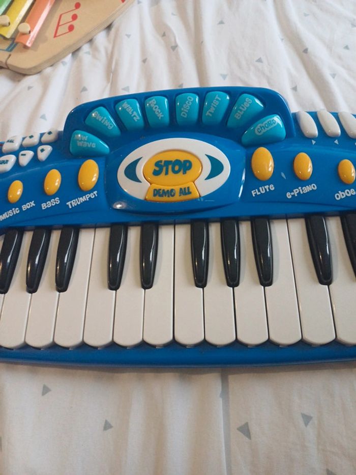 Piano synthé pour enfant - photo numéro 2