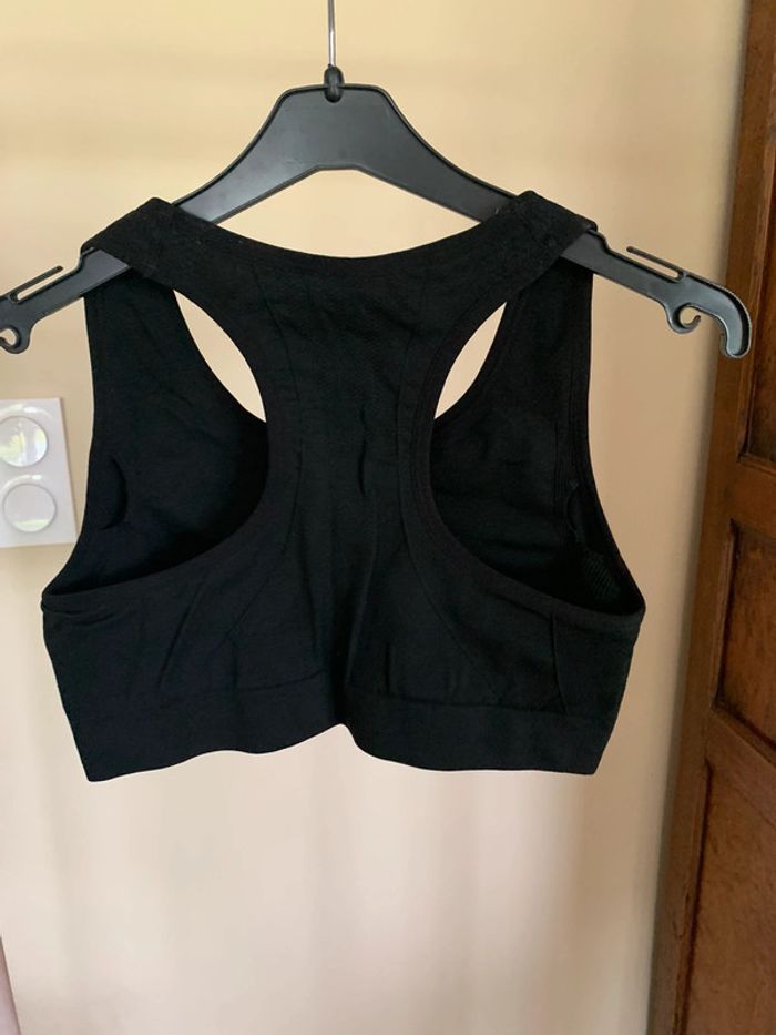 Brassière - photo numéro 2