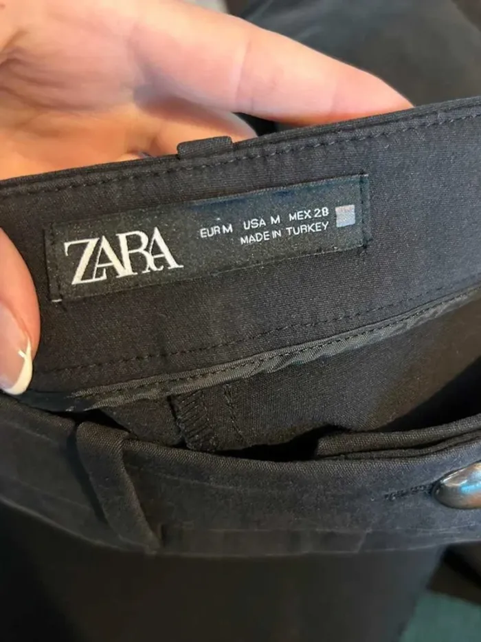 Short Zara noir - photo numéro 3