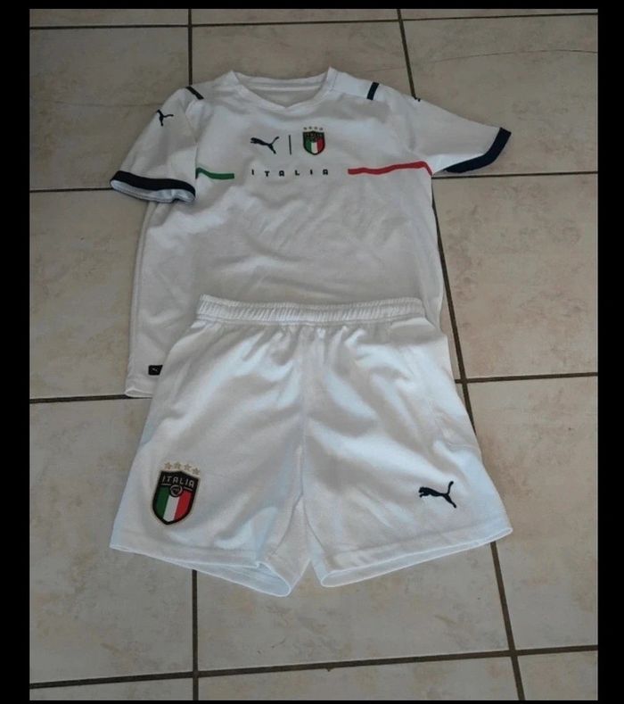 Ensemble foot Italie