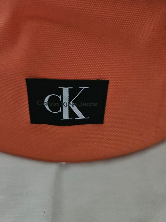 Sac banane calvin klein - photo numéro 2