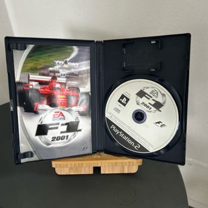 jeu playstation 2 F1 2001 - photo numéro 3