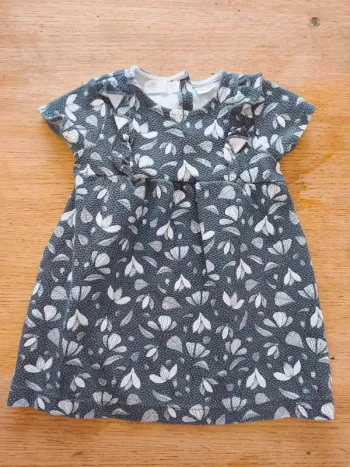 Robe Zara 18 mois 24 mois excellent état fille