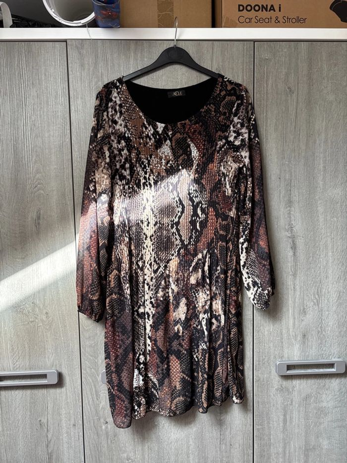 Robe motif python