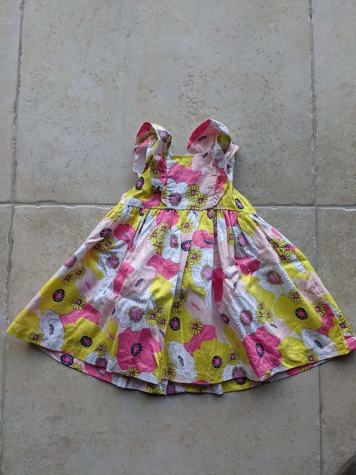 Lot vêtements fille 1 an - photo numéro 2