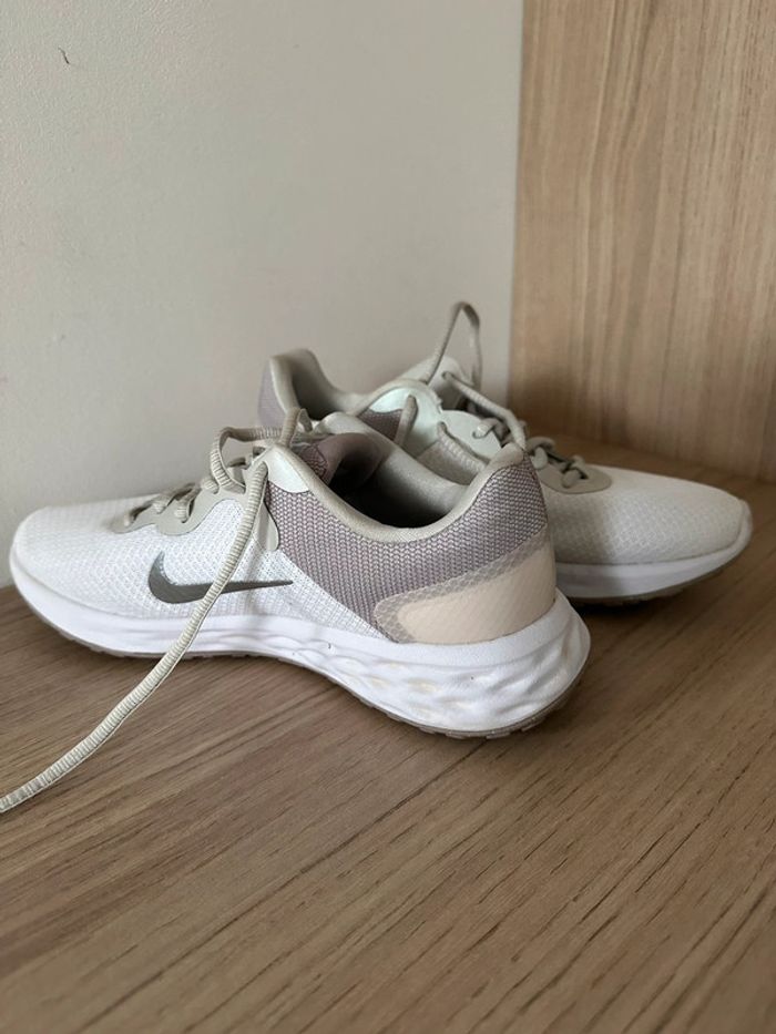 Basket sport taille 38.5 - photo numéro 2