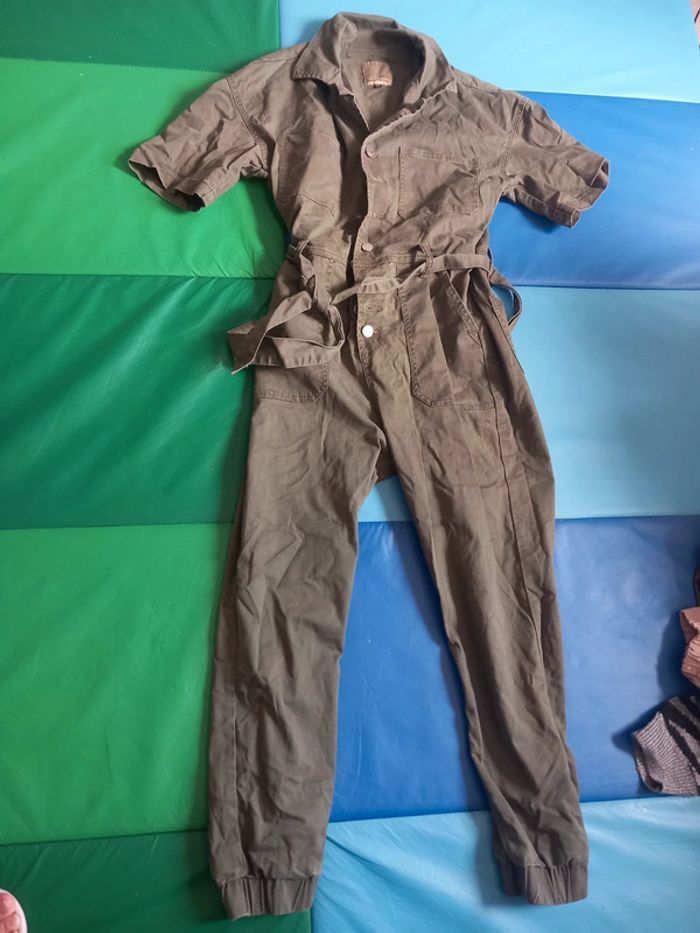 Combinaison kaki