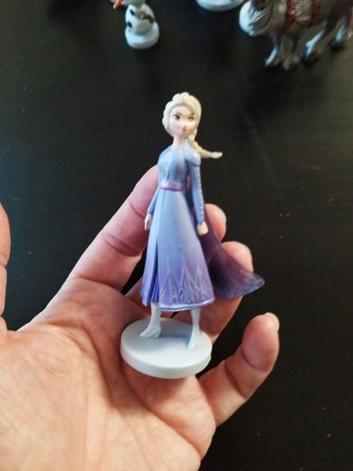 Lot figurines Reines des neiges 2 - photo numéro 2