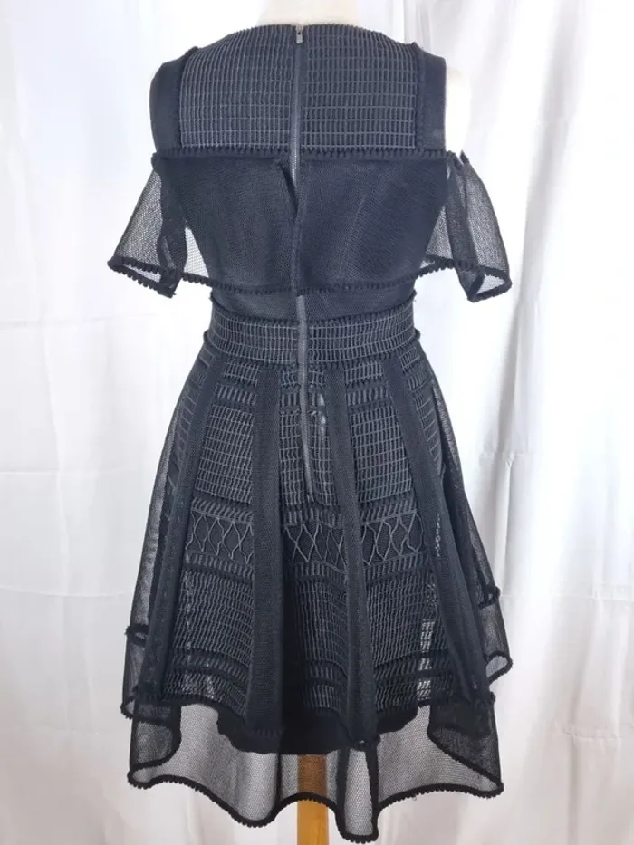 Robe Maje noire modèle Rosalie très original pour soirée cocktail sans manches T1/36/S - photo numéro 5