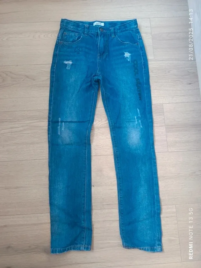 Magnifique jean abcd taille 10ans