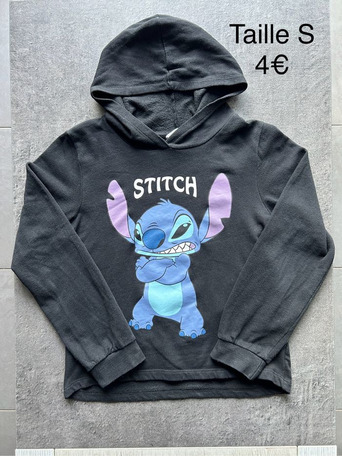 Sweat capuche stitch